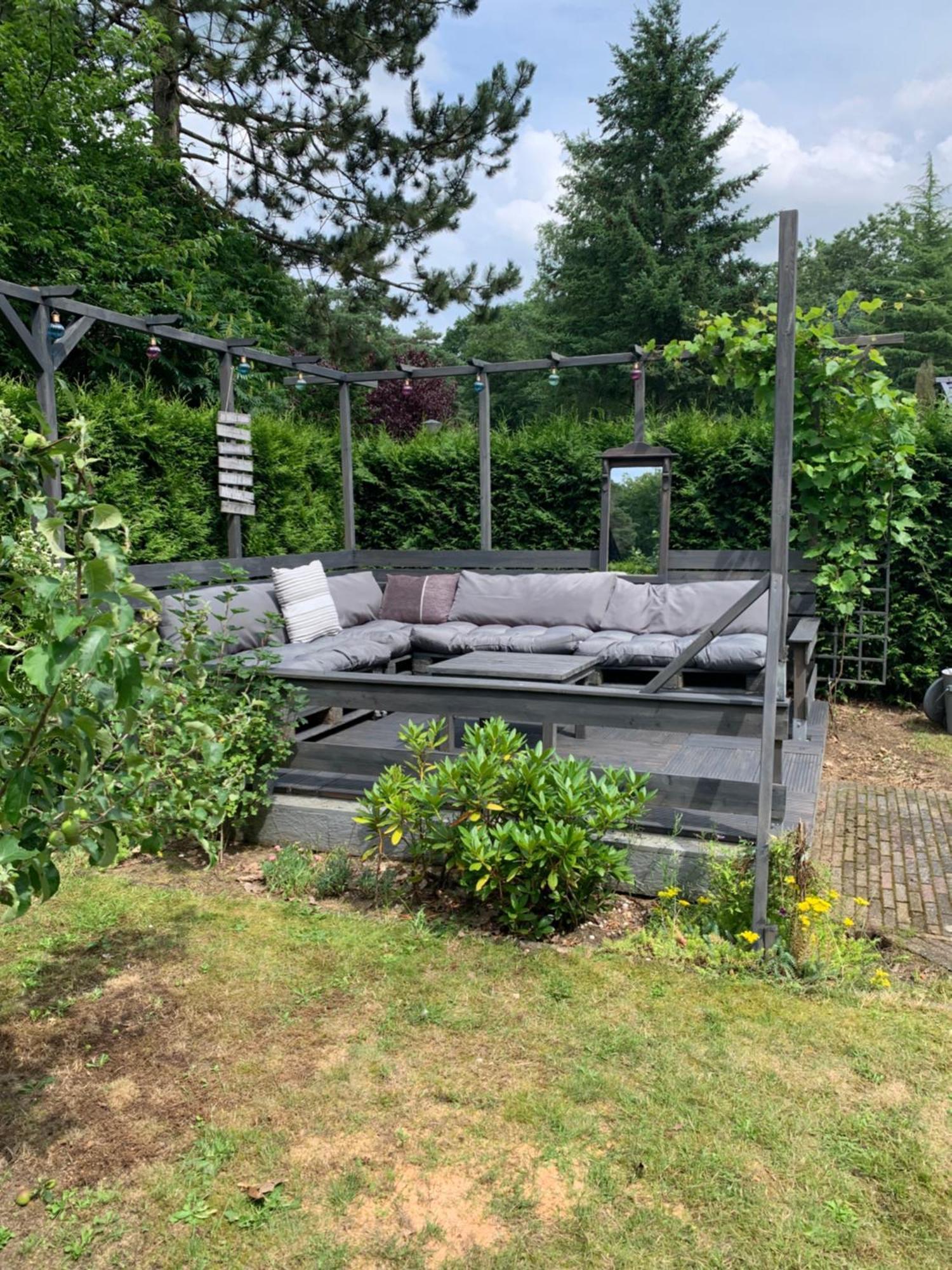 Dubbele Chalet Op Recreatiepark Topparken Op De Veluwe In Beekbergen Met Grote Vrije Tuin En Eigen Parkeerplaats ห้อง รูปภาพ